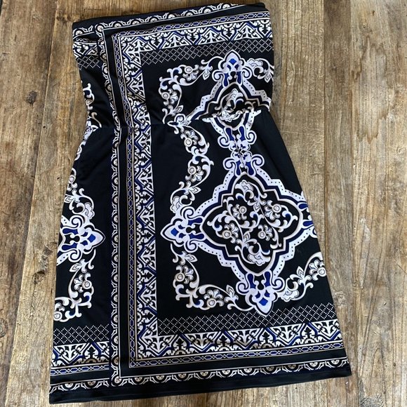 WHBM Strapless Dress - Picture 2 of 3